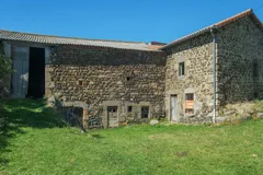 Ancienne ferme en pierre