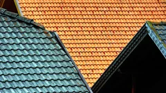 Toitures en ardoise et en tuiles